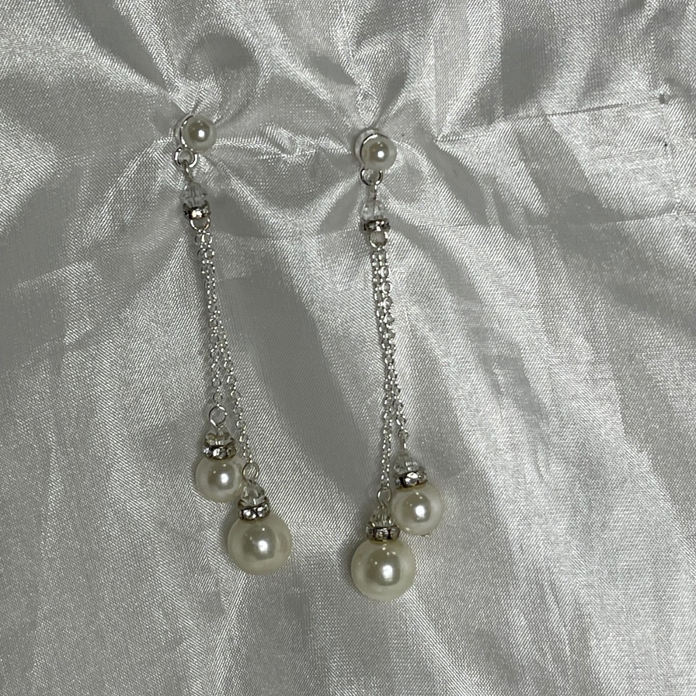 Pearl Drop Earrings